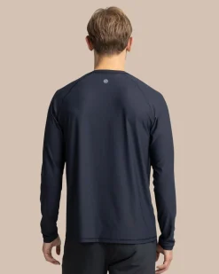 Brrr°®-Illiant Performance Long Sleeve T-Shirt<Southern Tide Shop