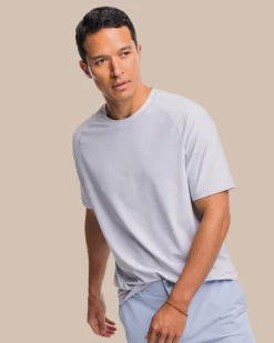 Brrr°®-Illiant Performance T-Shirt<Southern Tide Outlet
