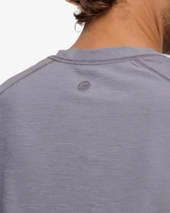 Brrr°®-Illiant Performance T-Shirt<Southern Tide Outlet