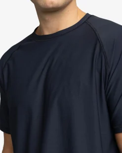 Brrr°®-Illiant Performance T-Shirt<Southern Tide Outlet