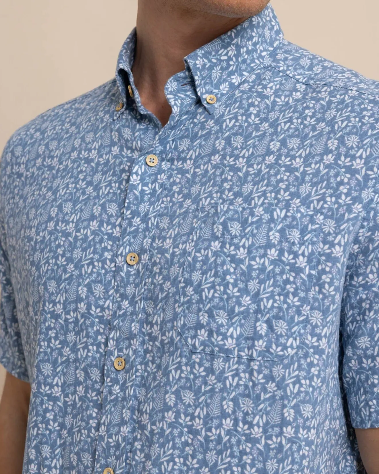 Linen Rayon Ditzy Floral Short Sleeve Sport Shirt<Southern Tide Store