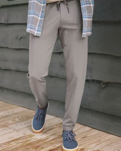 The Excursion Performance Jogger<Southern Tide Hot